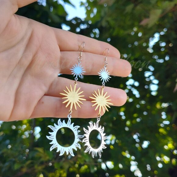 Sunburst Celestial Sun & Stars Long Dangle Earrings Gold & Silver Whimsical Boho - Picture 3 of 4